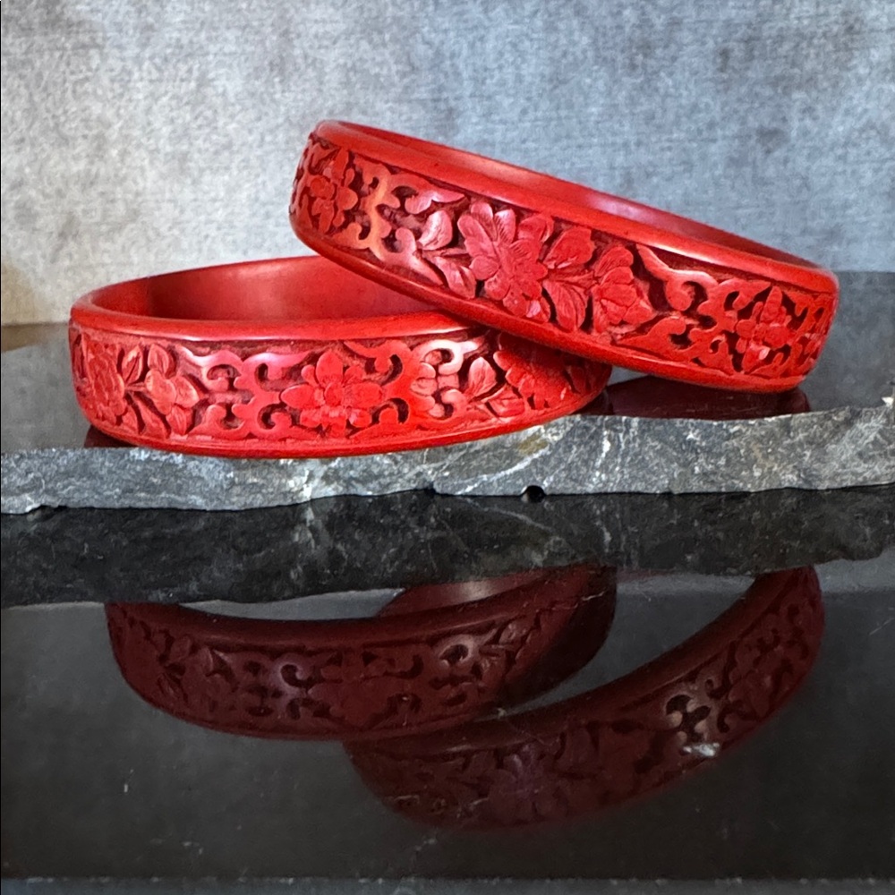 Vintage Floral Chinese Carved Cinnabar Bangle Bracelet Set